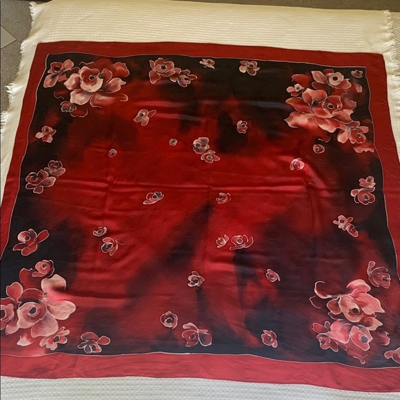 Red and black floral print square silk scarf - Picture 1 of 6